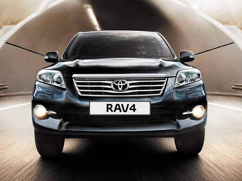 Установка дзеркала з камерою заднього виду на Toyota Rav4 