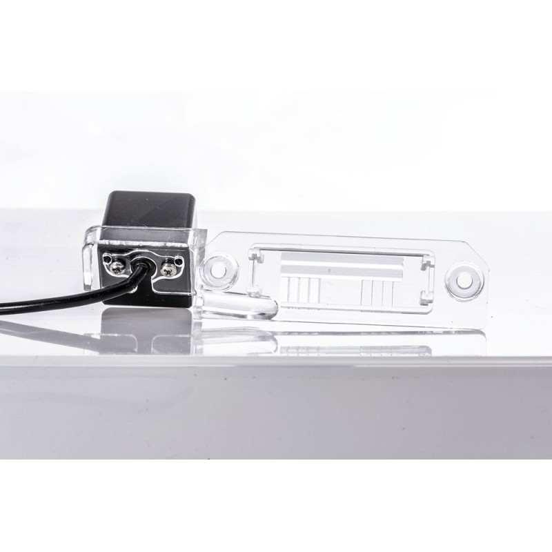 Rearview camera Fighter CS-HCCD+FM-18 for Skoda Superb (3U4)
