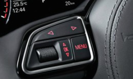 Автомагнітола підтримує безліч рідних функіцій автомобіля