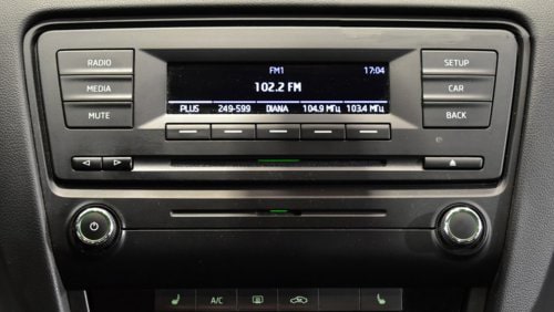 Магнітола Swing / Skoda Octavia
